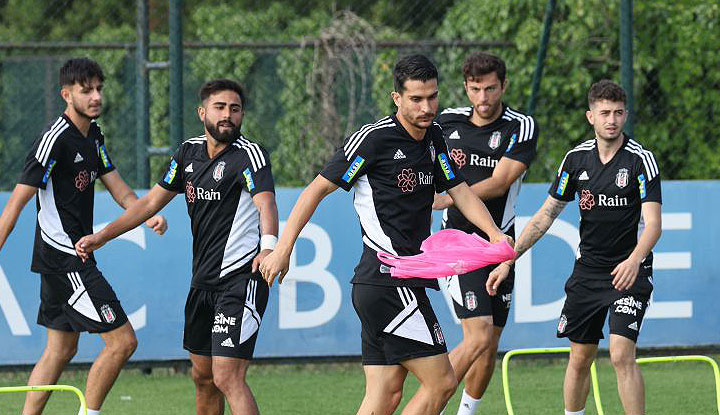 Beşiktaş'ta yerli alarmı!