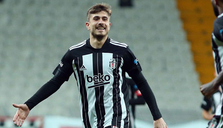 Beşiktaş'tan Dorukhan Toköz'e Mandzukic cevabı