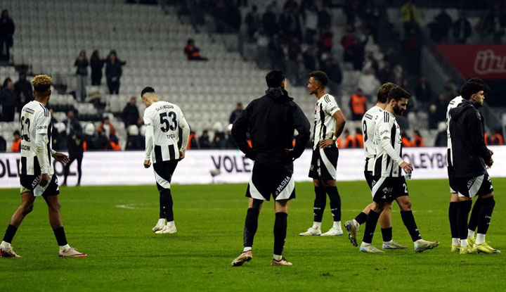 Beşiktaş'tan KAP'a kara tablo! Kulüp mali açıdan alarm veriyor!