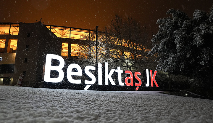 Beşiktaş'tan kupa maçı öncesi sürpriz kar önlemi! Takım Antalya'ya uçuyor