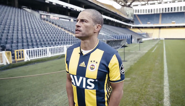 Alex de Souza'dan Beşiktaş'a Sergen Yalçın cevabı!