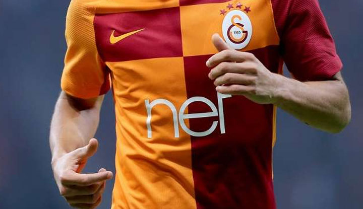 Canlı yayında flaş iddia! Galatasaraylı oyuncu, Beşiktaş'a teklif edildi!