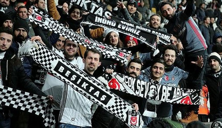 Çarşı'dan Beşiktaş taraftarına mesaj!