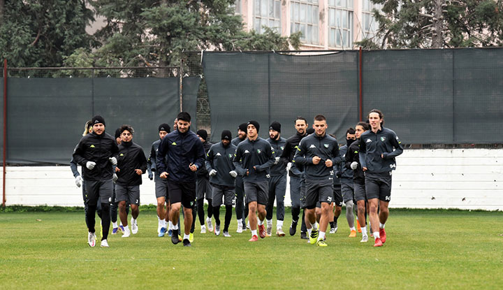Denizlispor'da 4 isim, Beşiktaş'a karşı yok! Resmen belli oldu!