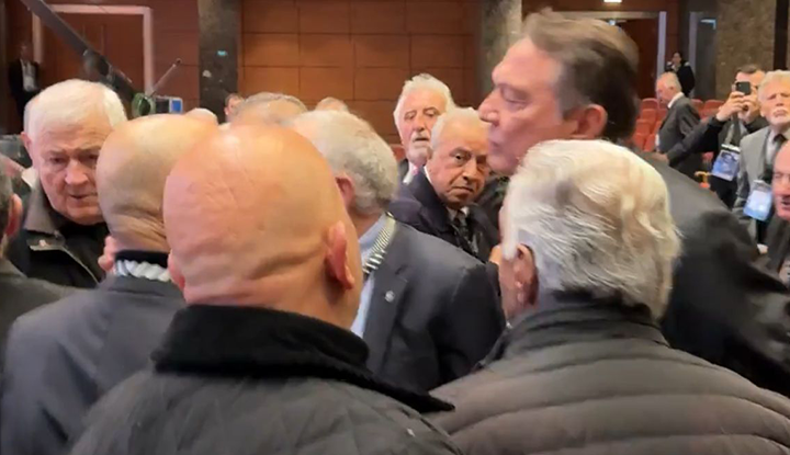 Divan toplantısı öncesi Tevfik Yamantürk ve Hasan Arat arasında gerginlik!