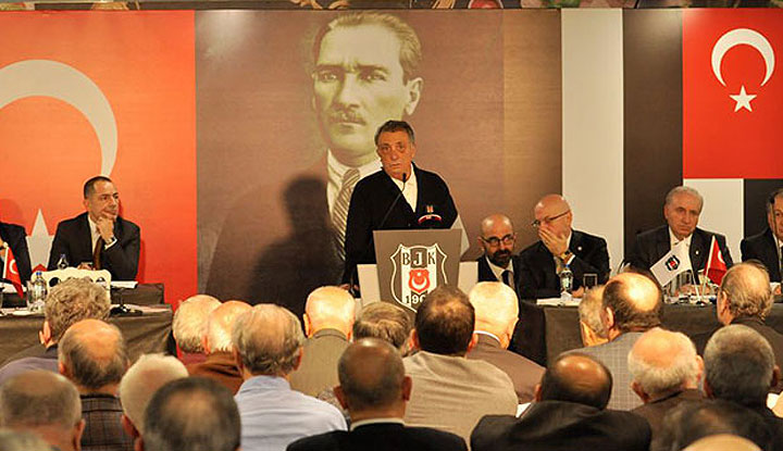Beşiktaş Kulübü Başkanı Ahmet Nur Çebi, Beşiktaş camiasına seslendi!
