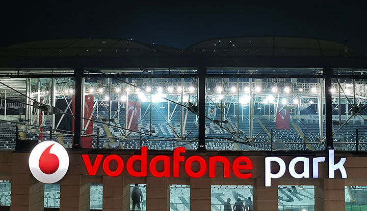 "En Ateşli 30 Stadyum" belirlendi! Vodafone Park...