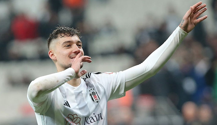 Ernest Muci'den Beşiktaş açıklaması! "Oynamayı çok seviyorum"