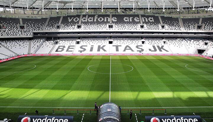 Vodafone Park'ta zemin sıkıntısı devam ediyor!