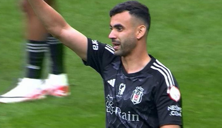 Ghezzal, Beşiktaş taraftarına seslendi! " Henüz bitmedi, geri döneceğim"