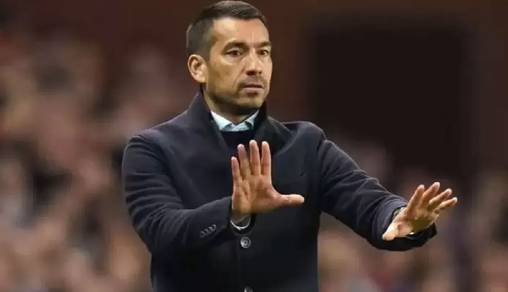 Giovanni van Bronckhorst, Berghuis ve Tavernier'i Beşiktaş'a getirmek  istiyor! - Orta Çizgi - Beşiktaş Haberleri | Beşiktaş Transfer Haberleri