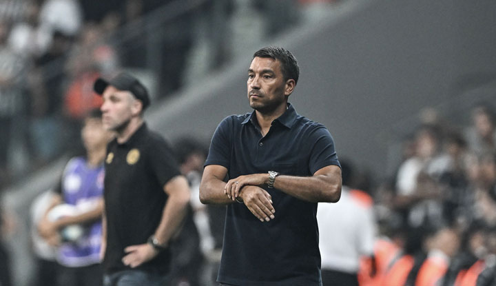 Giovanni van Bronckhorst'tan açıklamalar! "İvmeyi devam ettirmek istiyoruz"