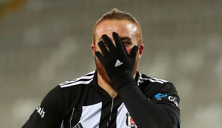 Beşiktaş'tan Gökhan Töre'nin paylaşımına göndermeli cevap geldi!