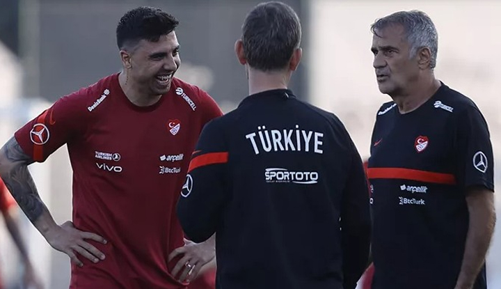 Hull City teknik direktöründen flaş açıklamalar! Ozan Tufan, Beşiktaş'tan...