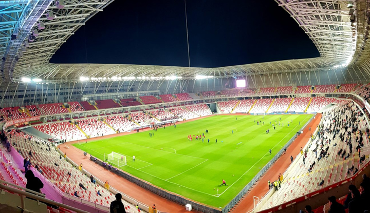 İşte Sivasspor-Beşiktaş maçının oynanacağı saha!