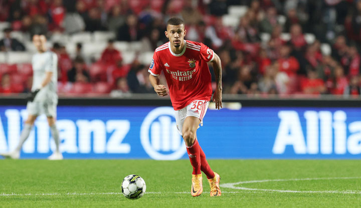Beşiktaş'a Benfica'dan stoper!