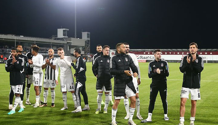 Okan Koç'tan Beşiktaş orta sahasına tepki! " Gelecek sezon 3 iyi orta saha alınmalı"
