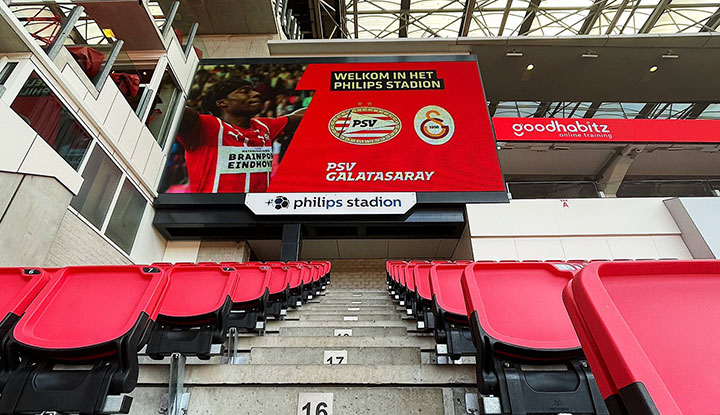 PSV-Galatasaray maçına damga vuran görüntü