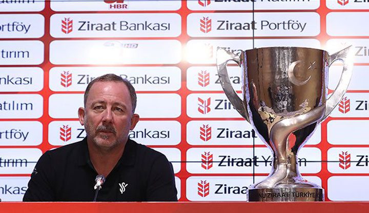 Sergen Yalçın ve Atiba, Türkiye Kupası Finali öncesi basın toplantısı düzenledi! İşte açıklamalar...