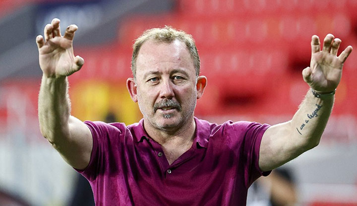 Sergen Yalçın'dan açıklamalar! "Beşiktaş ertesi gün imzalamalıydı"