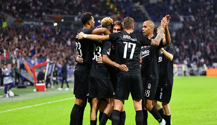 Tarihi maçta Beşiktaş vurgusu! Lyon’a tek kaybı Kartal yaşattı!