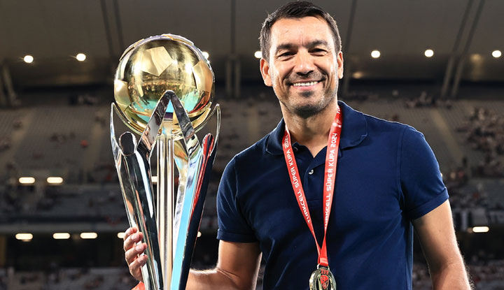 Van Bronckhorst, Beşiktaş'ı zinde tutmak için vites yükseltiyor!