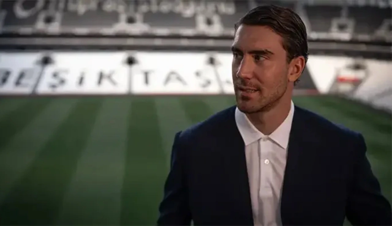 Vlahovic’den flaş açıklamalar! “Beşiktaş kariyerim için en doğru karar”