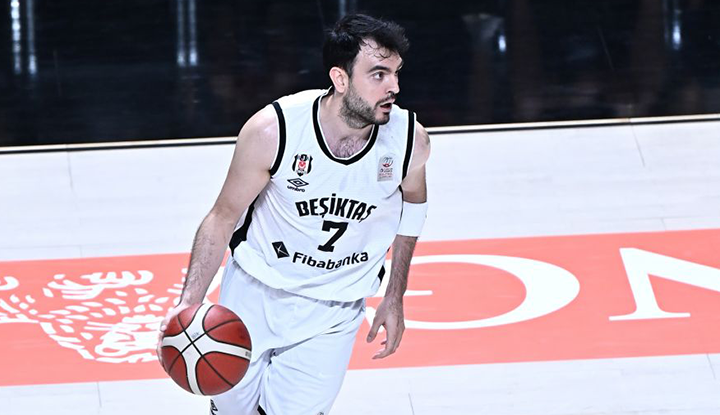 Yiğit Arslan'dan Fenerbahçe Beko değerlendirmesi! "Finale inançlı çıkacağız"