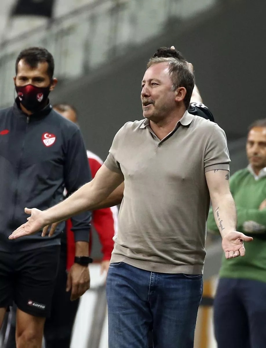 Sergen Yalçın, sosyal medyayı salladı! İşte o görüntü ...